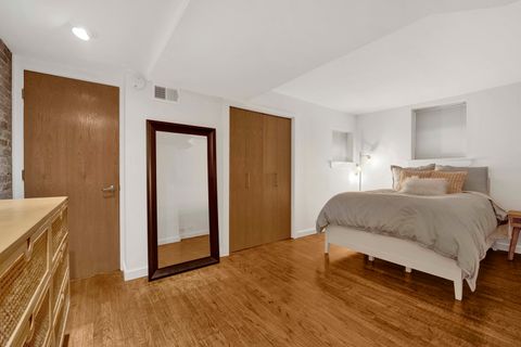 Tiny photo for 634 W GRACE Street #1E, Chicago, IL 60613 (MLS # 12574750)