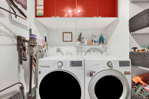 Tiny photo for 634 W GRACE Street #1E, Chicago, IL 60613 (MLS # 12574750)