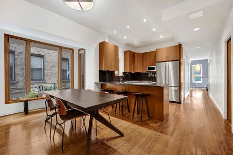 Tiny photo for 634 W GRACE Street #1E, Chicago, IL 60613 (MLS # 12574750)