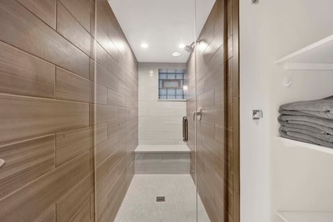 Tiny photo for 634 W GRACE Street #1E, Chicago, IL 60613 (MLS # 12574750)