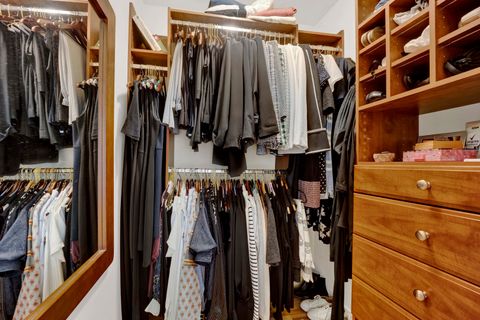Tiny photo for 634 W GRACE Street #1E, Chicago, IL 60613 (MLS # 12574750)