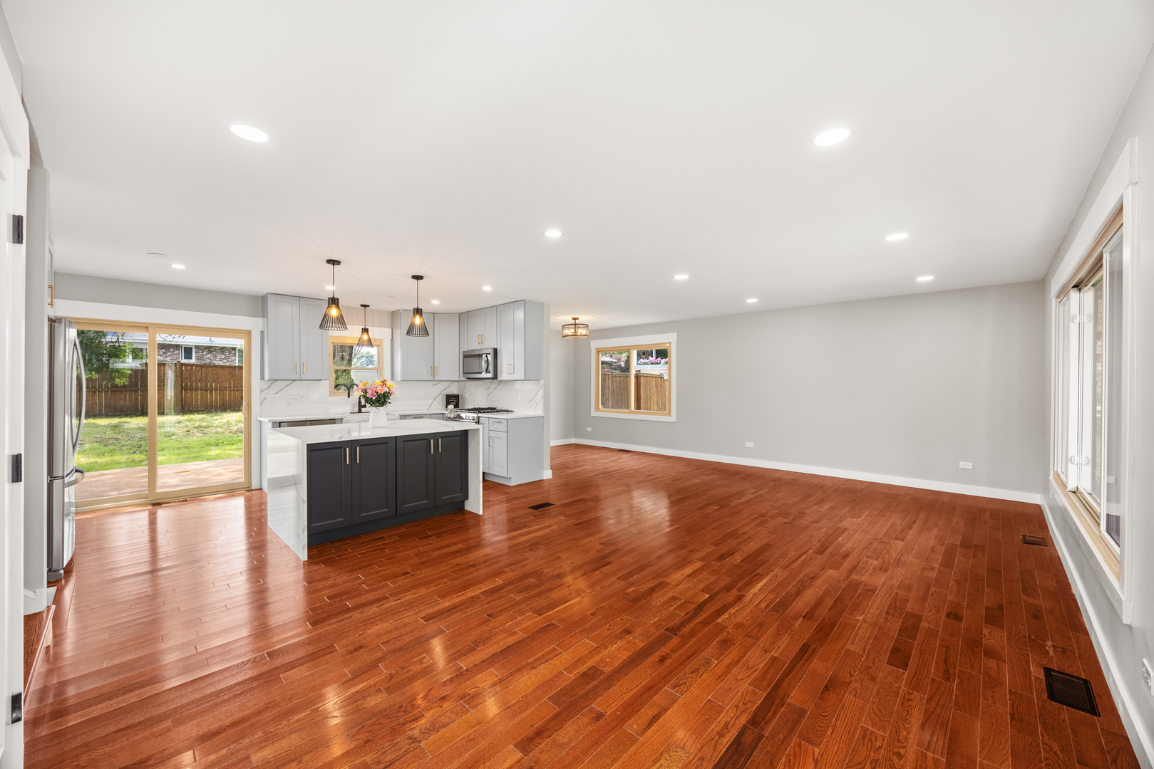 812 Lear Lane