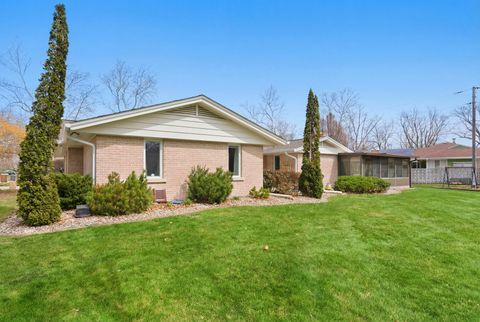 Tiny photo for 120 SE Marquette Lane, Kankakee, IL 60901 (MLS # 12601104)