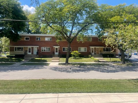 A home in Mount Prospect