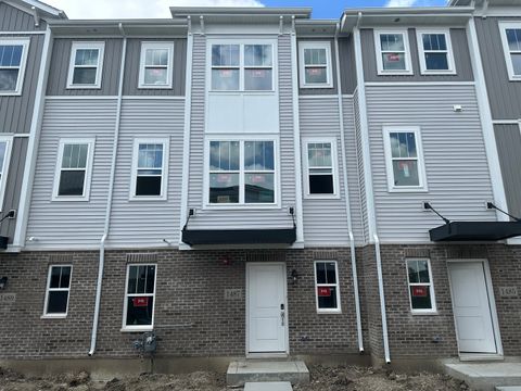 1487 Blaine Street Des Plaines IL 60018