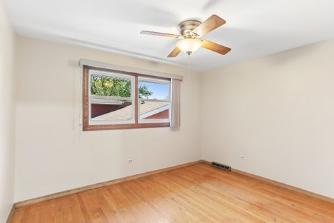 Tiny photo for 17121 Ingleside Avenue, South Holland, IL 60473 (MLS # 12638294)