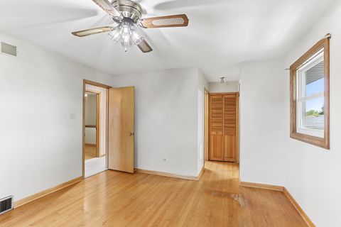 Tiny photo for 17121 Ingleside Avenue, South Holland, IL 60473 (MLS # 12638294)