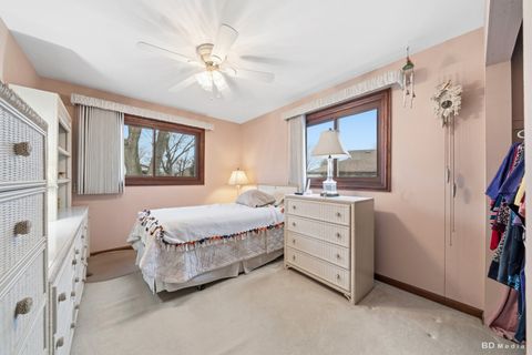 Tiny photo for 10327 Hilltop Drive, Orland Park, IL 60462 (MLS # 12583401)