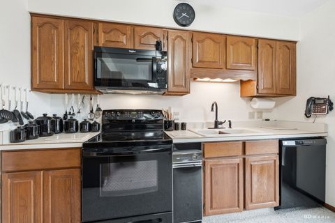 Tiny photo for 10327 Hilltop Drive, Orland Park, IL 60462 (MLS # 12583401)