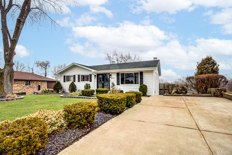 Tiny photo for 10327 Hilltop Drive, Orland Park, IL 60462 (MLS # 12583401)