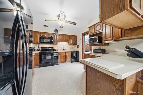 Tiny photo for 10327 Hilltop Drive, Orland Park, IL 60462 (MLS # 12583401)