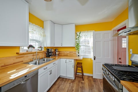 Tiny photo for 515 PRESTON Avenue, Elgin, IL 60120 (MLS # 12781035)