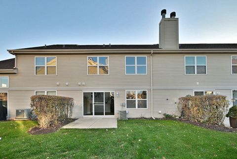 Tiny photo for 3208 Raphael Court, St. Charles, IL 60175 (MLS # 12517695)