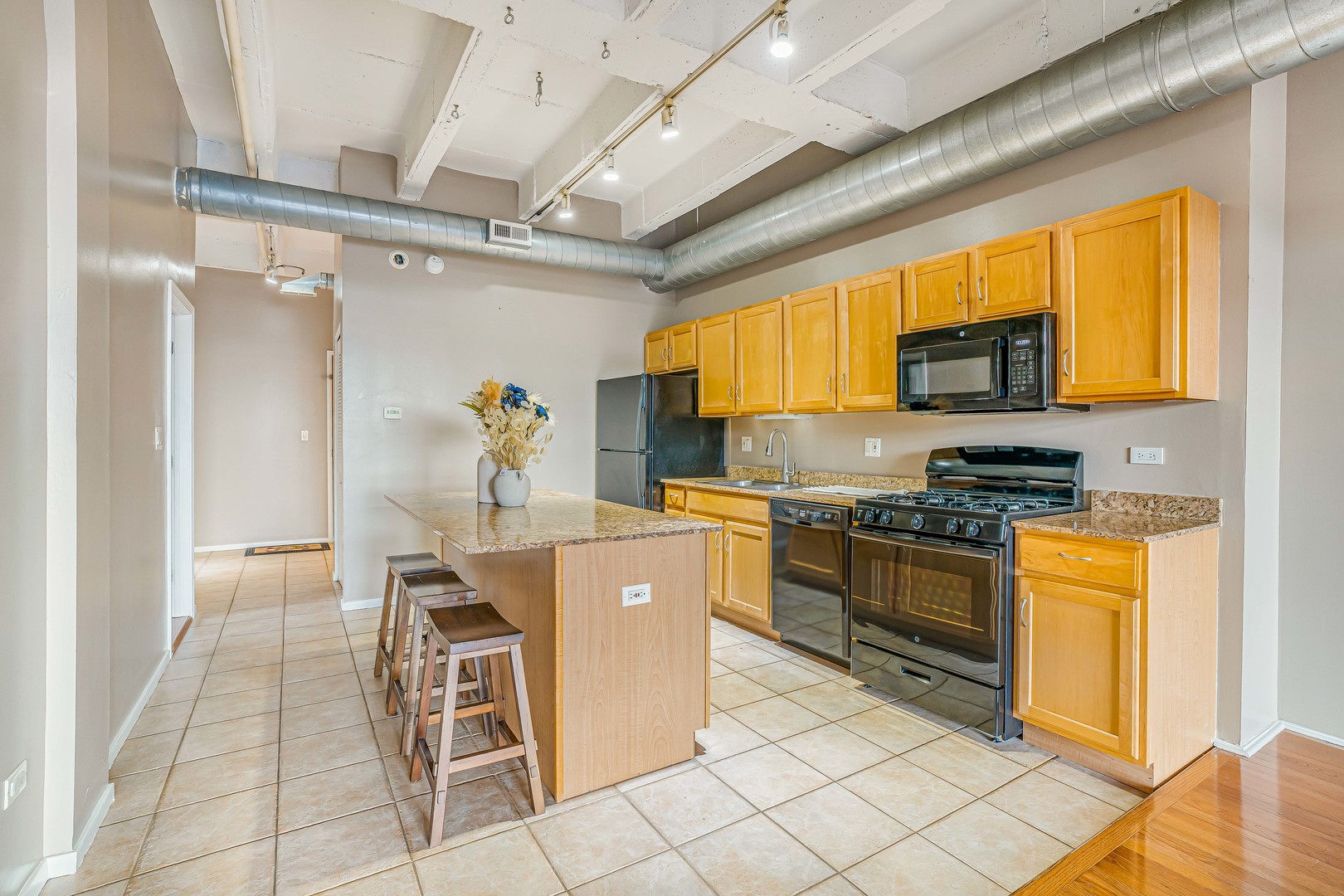 5200 S Ellis Avenue 318
