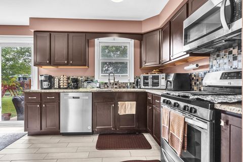 Tiny photo for 7503 161st Place, Tinley Park, IL 60477 (MLS # 12552998)