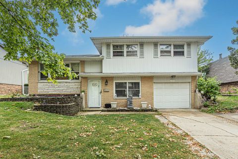 Photo of 7503 161st Place, Tinley Park, IL 60477 (MLS # 12552998)