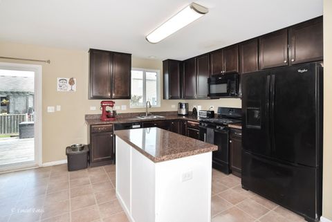 Tiny photo for 1721 Yasgur Drive, Woodstock, IL 60098 (MLS # 12454391)