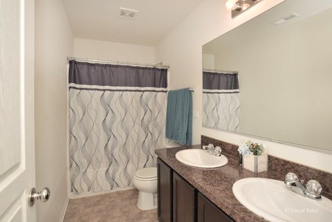 Tiny photo for 1721 Yasgur Drive, Woodstock, IL 60098 (MLS # 12454391)