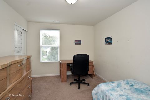 Tiny photo for 1721 Yasgur Drive, Woodstock, IL 60098 (MLS # 12454391)