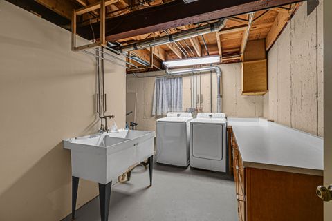 Tiny photo for 18311 65th Avenue, Tinley Park, IL 60477 (MLS # 12589806)