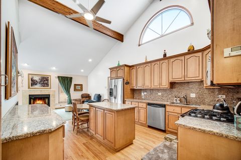 Tiny photo for 18311 65th Avenue, Tinley Park, IL 60477 (MLS # 12589806)