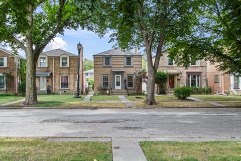 Photo of 1720 Leland Avenue, Evanston, IL 60201 (MLS # 12762497)