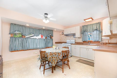 Tiny photo for 59 Indianwood Drive, Thornton, IL 60476 (MLS # 12422717)