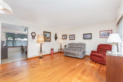 Tiny photo for 59 Indianwood Drive, Thornton, IL 60476 (MLS # 12422717)