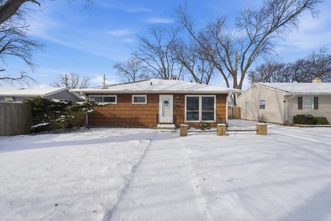 Photo of 1003 Plaza Drive, Joliet, IL 60435 (MLS # 12558688)