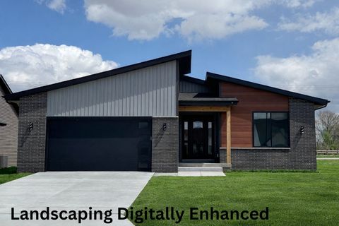 1413 Colonial Court Eldridge IA 52748