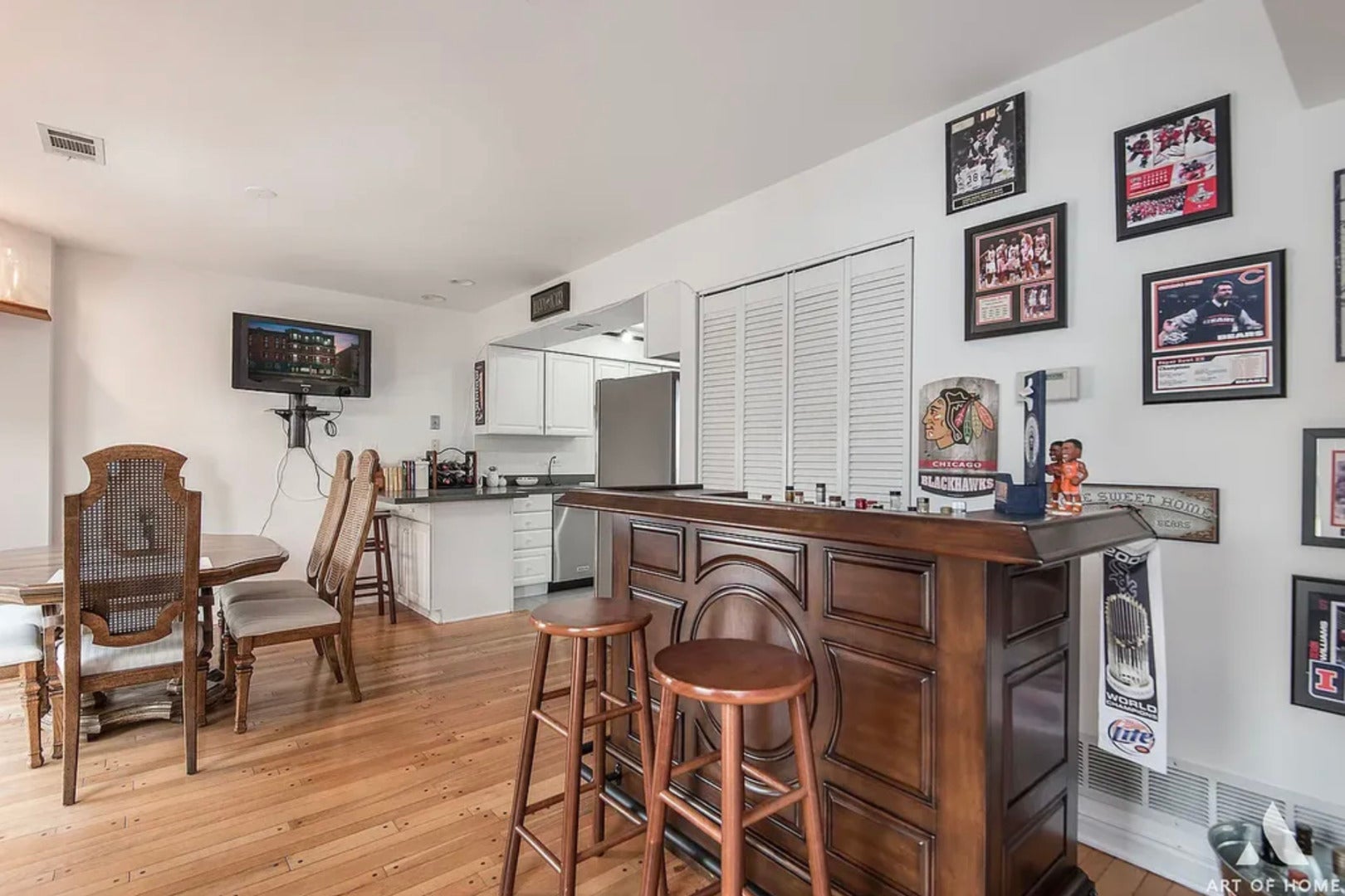 1201 W Diversey Parkway 3A