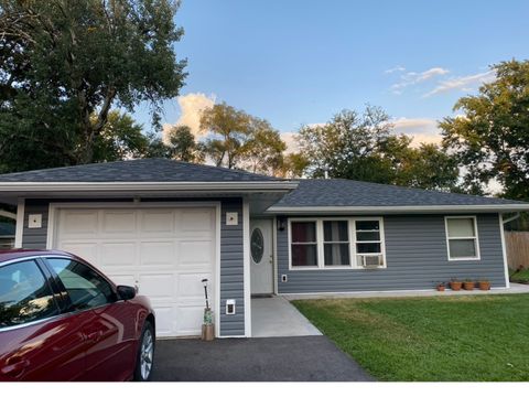 Photo of 418 Ray May Drive, Joliet, IL 60433 (MLS # 12530722)