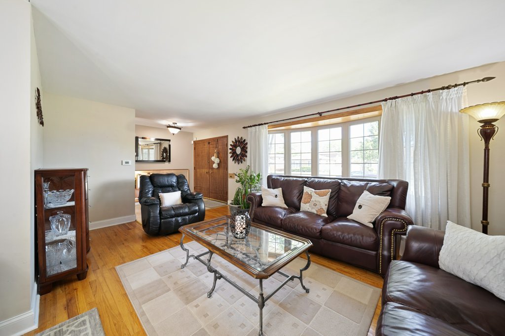 365 W Myrick Avenue