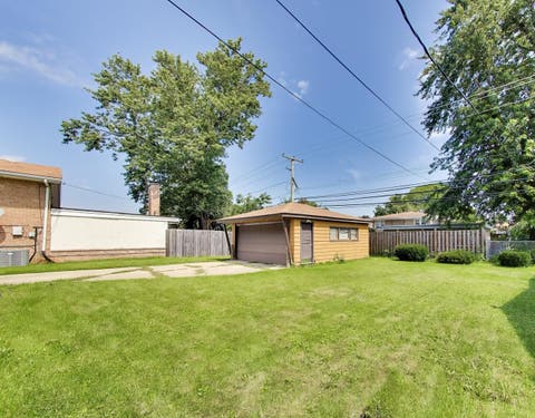Tiny photo for 15535 University Avenue, Dolton, IL 60419 (MLS # 12743953)