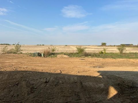 Tiny photo for 659 S Regulators Street, Rochelle, IL 61068 (MLS # 12497963)