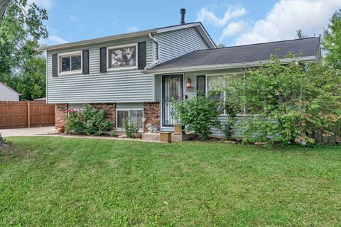 Tiny photo for 117 Galewood Drive, Bolingbrook, IL 60440 (MLS # 12481065)