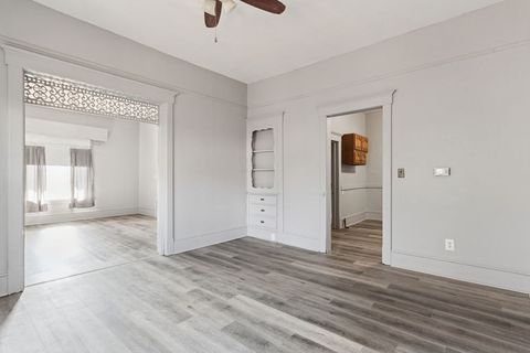 Tiny photo for 705 W Market Street, Bloomington, IL 61701 (MLS # 12566627)