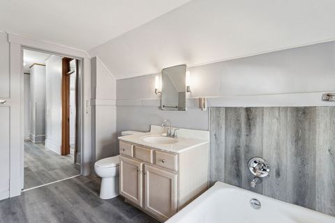 Tiny photo for 705 W Market Street, Bloomington, IL 61701 (MLS # 12566627)