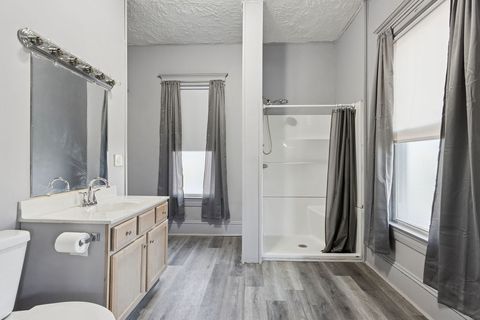 Tiny photo for 705 W Market Street, Bloomington, IL 61701 (MLS # 12566627)