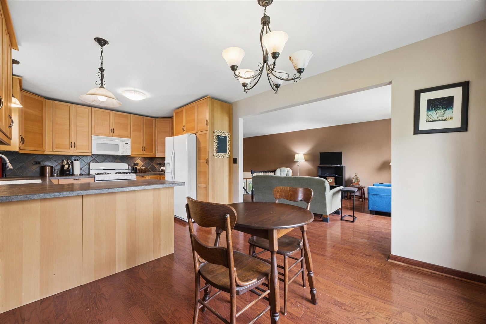 4093 Bayside Drive