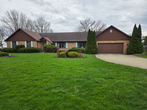 Photo of 47 Carriage Hill Court, Sterling, IL 61081 (MLS # 12617935)