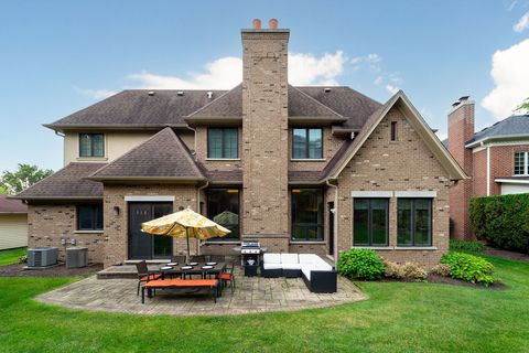 Tiny photo for 641 Lakeside Drive, Hinsdale, IL 60521 (MLS # 12586888)