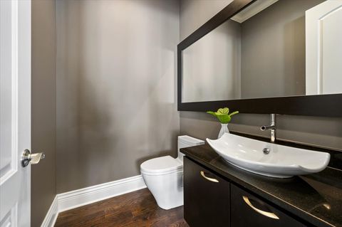 Tiny photo for 641 Lakeside Drive, Hinsdale, IL 60521 (MLS # 12586888)