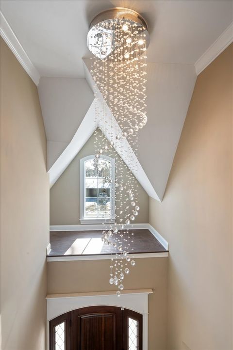 Tiny photo for 641 Lakeside Drive, Hinsdale, IL 60521 (MLS # 12586888)