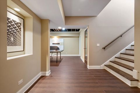 Tiny photo for 641 Lakeside Drive, Hinsdale, IL 60521 (MLS # 12586888)