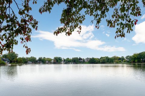 Tiny photo for 641 Lakeside Drive, Hinsdale, IL 60521 (MLS # 12586888)