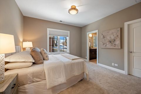 Tiny photo for 641 Lakeside Drive, Hinsdale, IL 60521 (MLS # 12586888)