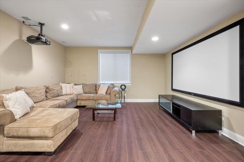 Tiny photo for 641 Lakeside Drive, Hinsdale, IL 60521 (MLS # 12586888)