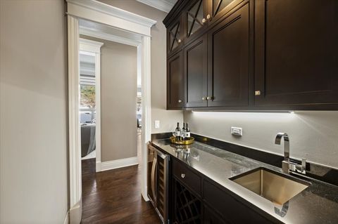 Tiny photo for 641 Lakeside Drive, Hinsdale, IL 60521 (MLS # 12586888)