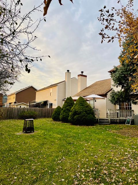 Tiny photo for 1304 Yorkshire Lane, Carol Stream, IL 60188 (MLS # 12518638)